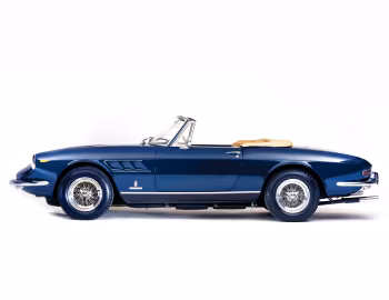 Ferrari 330 GTS (#10883) '1967