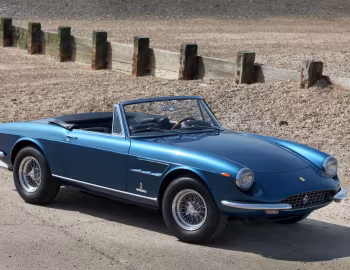 Ferrari 330 GTS (#11071) '1968