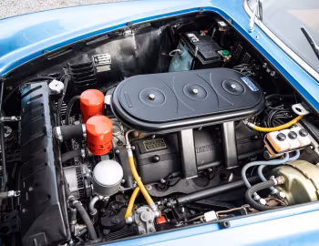Sous la capuche Ferrari 330 GTS (#10845) '1967