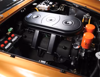 Sous la capuche Ferrari 330 GTS (#09781) '04.1967