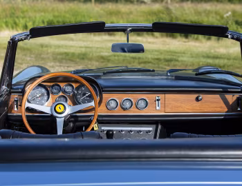 Panneau avant Ferrari 330 GTS (#10359) '1967