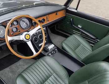 Intérieur Ferrari 330 GTS (#10703) '1967