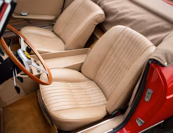 Intérieur Ferrari 330 GTS (#10113) '07.1967
