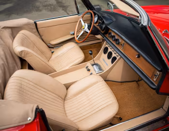 Intérieur Ferrari 330 GTS (#10113) '07.1967