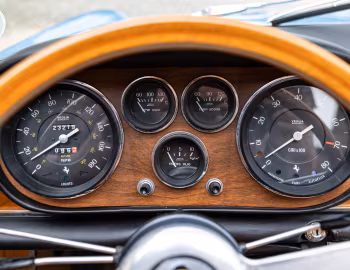 Tableau de bord Ferrari 330 GTS (#10845) '1967