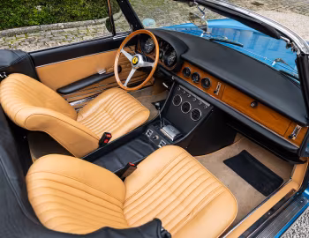 Intérieur Ferrari 330 GTS (#10845) '1967