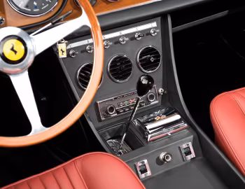 Intérieur Ferrari 330 GTS (#10719) '1967