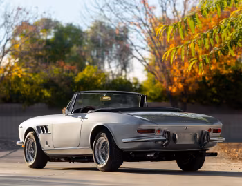Ferrari 330 GTS (#11027) '02.1968