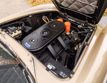 Sous la capuche Ferrari 330 GTS (#09791) '04.1967