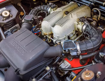 Sous la capuche Ferrari 348 Challenge '1993