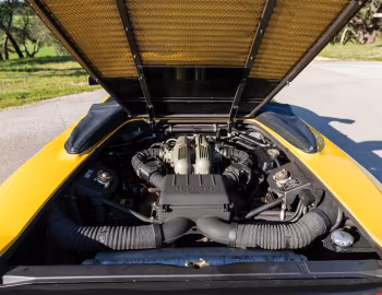 Sous la capuche Ferrari 348 Spider [Worldwide] '1993–95