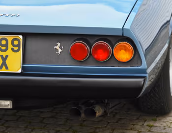 Ferrari 365 GT4 2+2 [UK-spec] '1972–76