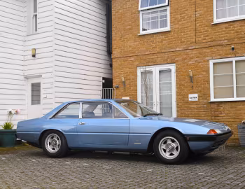 Ferrari 365 GT4 2+2 [UK-spec] '1972–76