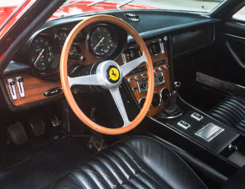 Intérieur Ferrari 365 GT 2+2 [Canada] '1968–70