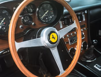 Intérieur Ferrari 365 GT 2+2 [Canada] '1968–70