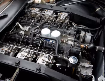 Sous la capuche Ferrari 365 GTC/4 [Worldwide] '1971–73