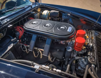 Sous la capuche Ferrari 365 GTS (#12489) '06.1969