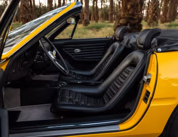 Interior Ferrari 365 GTS/4 "Daytona" [North America] (#14863) '12.1971