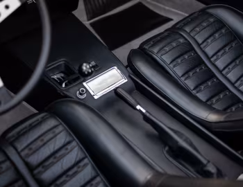 Interior Ferrari 365 GTS/4 "Daytona" [North America] (#14863) '12.1971