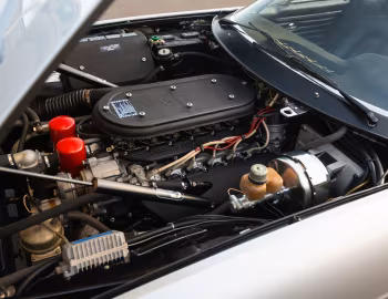 Bajo el capó Ferrari 365 GTS/4 "Daytona" [North America] (#14779) '11.1971