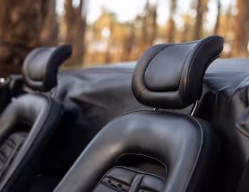 Interior Ferrari 365 GTS/4 "Daytona" [North America] (#14863) '12.1971