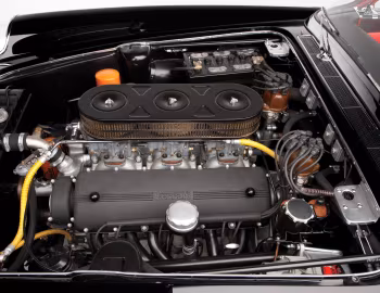 Sous la capuche Ferrari 400 Superamerica Passo Corto Cabriolet (#3309SA) '02.1962