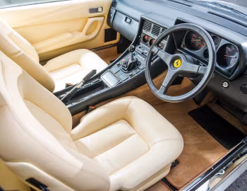 Panneau avant Ferrari 412 [UK-spec] '1985–89