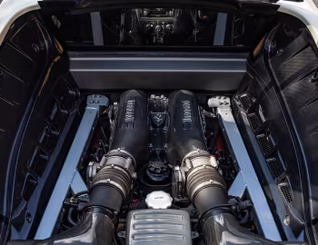 Sous la capuche Ferrari 430 Scuderia [UK-spec] '2007–09