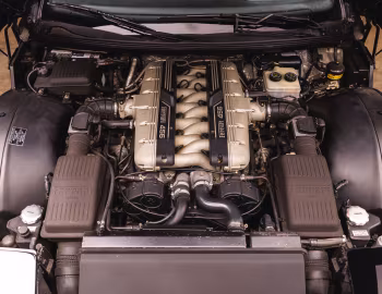Sous la capuche Ferrari 456 GT [North America] '1994–98