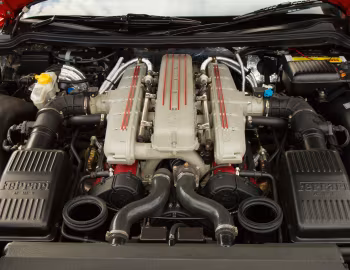Sous la capuche Ferrari 550 Barchetta Pininfarina [South Africa] '2000–01