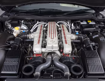 Sous la capuche Ferrari 550 Maranello [UK-spec] '1996–2002
