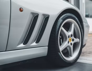 Ferrari 550 Maranello [UK-spec] '1996–2002