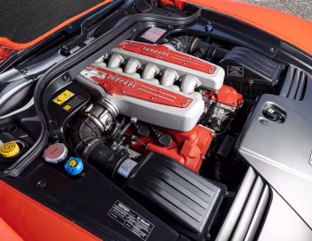 Sous la capuche Ferrari 599 GTB HGTE 60F1 [UK-spec] '2011–12