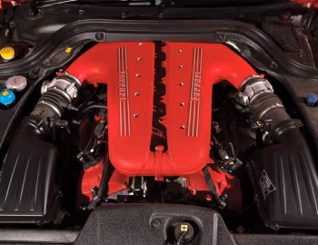 Sous la capuche Ferrari 599 GTO [UK-spec] '2010–12