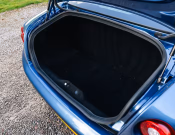 Coffre Ferrari 612 Scaglietti [UK-spec] '2004–11