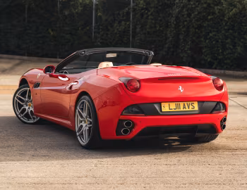 Ferrari California [UK-spec] '2009–12
