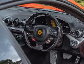 Intérieur Ferrari F12berlinetta [UK-spec] '2012–17