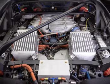 Sous la capuche Ferrari F40 Competizione by Cavallino Racing (#80782) '1993