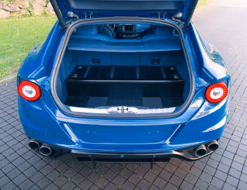 Coffre Ferrari FF "Tributo a Gianni Agnelli "Pantone Nuovo Blu" (#197643) '2013