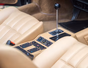 Intérieur Ferrari GTS Turbo '1986–89