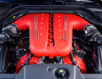 Sous la capuche Ferrari SA Aperta (#182510) '09.2011