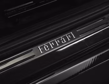 Ferrari SA Aperta [UAE] (#181259) '2011