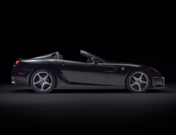 Ferrari SA Aperta [UAE] (#181259) '2011