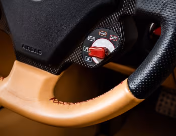 Interior Ferrari SA Aperta [UK-spec] (#185603) '2012
