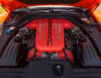 Bajo el capó Ferrari SA Aperta [North America] (#182822) '2011