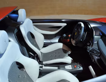 Интерьер Ferrari Sergio '03.2013