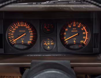Tableau de bord Ferrari Testarossa [France] '1984–87