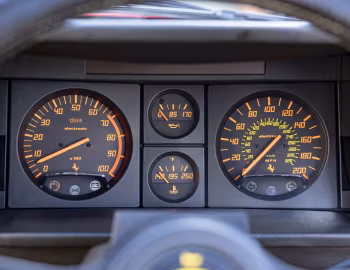 Tableau de bord Ferrari Testarossa [UK-spec] '1987–91