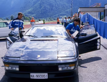 Ferrari Testarossa, Diego Maradona