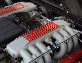 Sous la capuche Ferrari Testarossa Targa by EBS (#55885) '1985